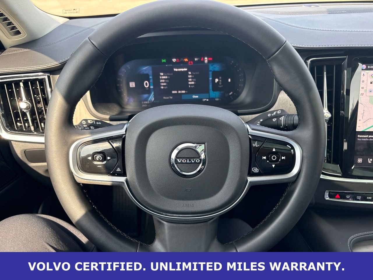 Certified 2025 Volvo V90 B6 Cross Country Ultra AWD/4WD image 24
