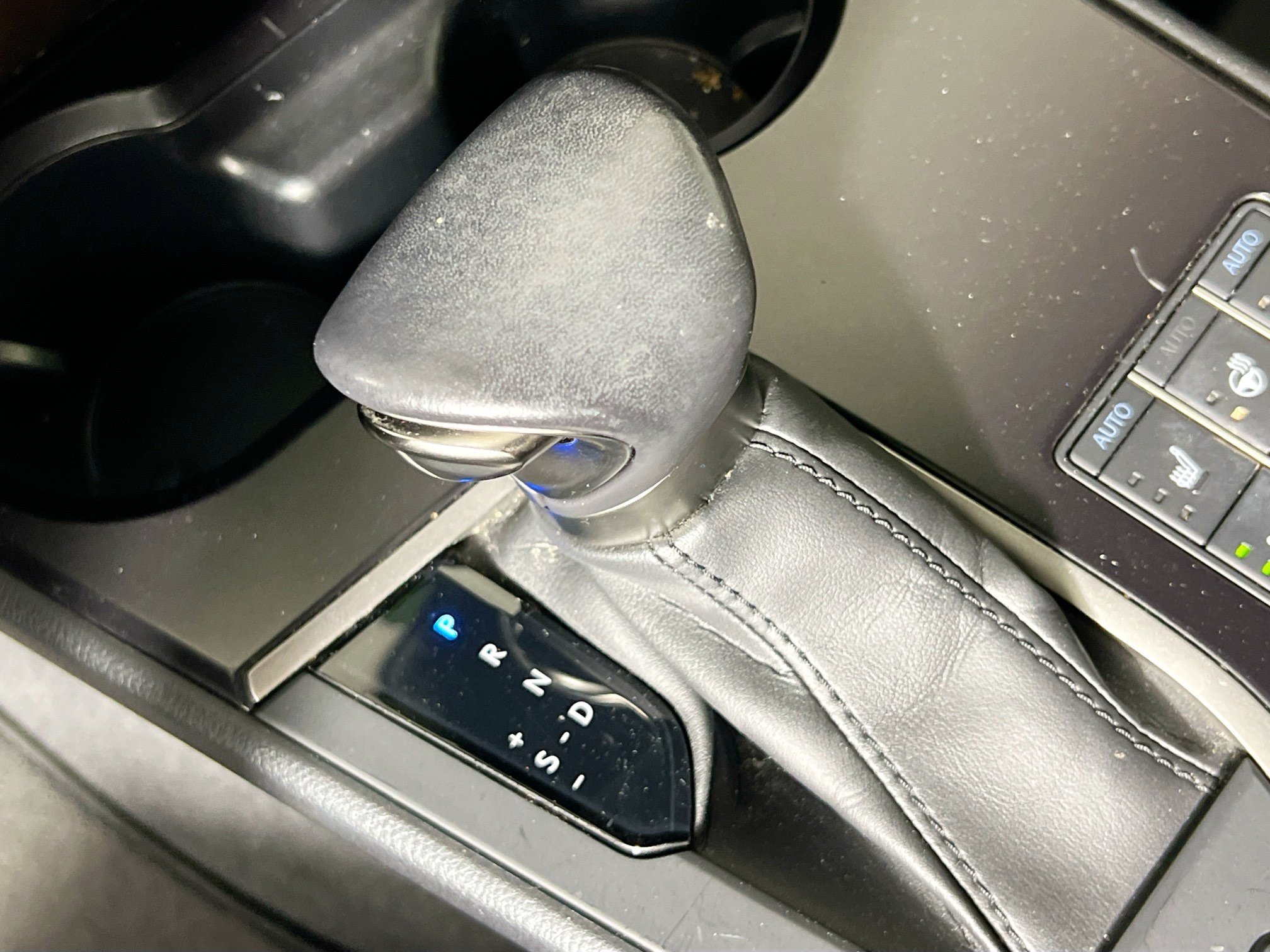 Used 2023 Lexus UX 250h FWD w/ Accessory Package (Z2) image 25