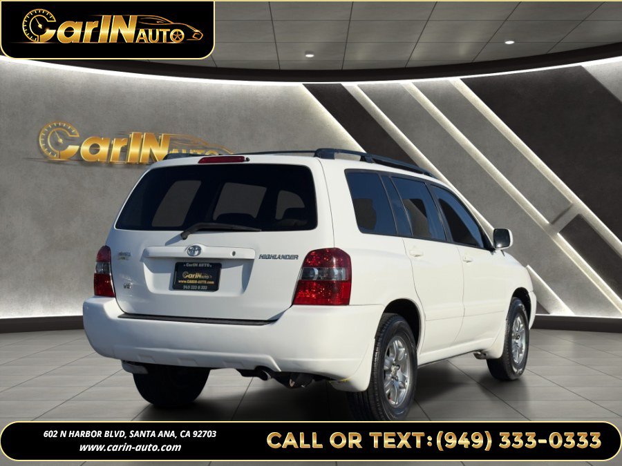 Used 2005 Toyota Highlander 2WD V6 w/ Appearance Pkg image 5