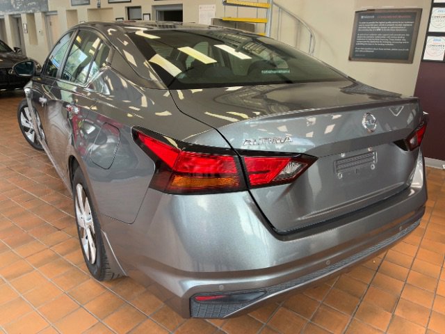 Used 2021 Nissan Altima 2.5 S w/ Driver Assist Package image 5