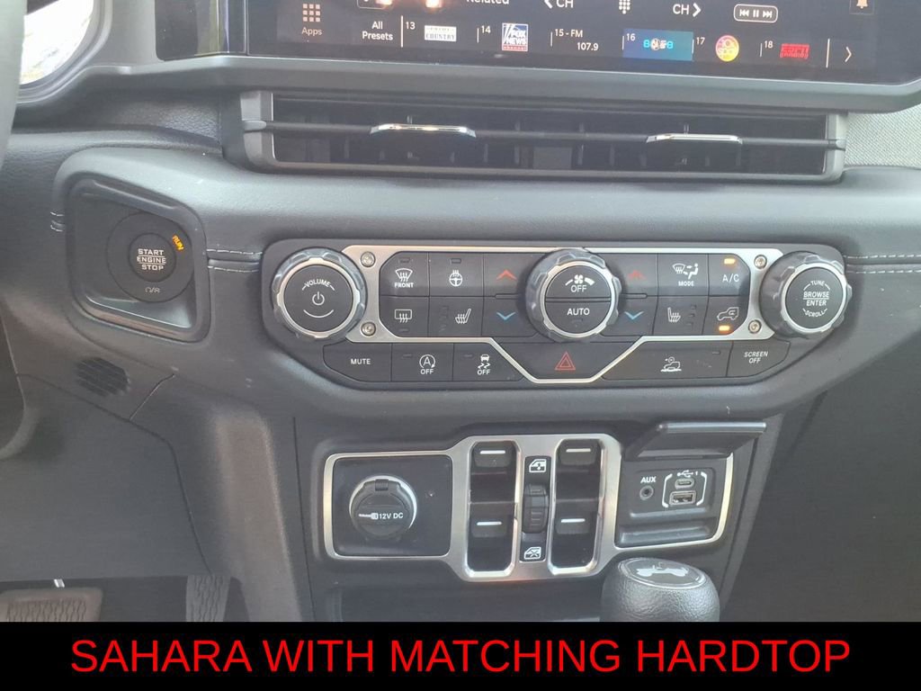 Used 2025 Jeep Wrangler Unlimited Sahara AWD/4WD image 18