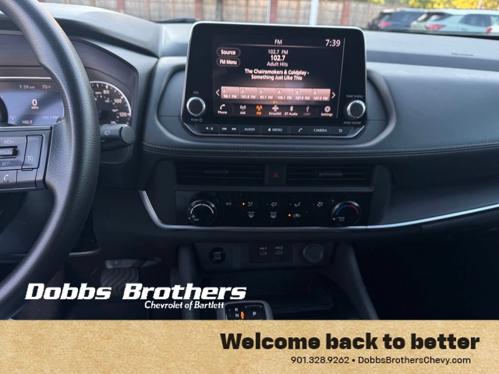 Used 2024 Nissan Rogue S FWD image 27