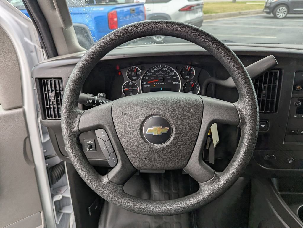 Used 2024 Chevrolet Express 2500 w/ Driver Convenience Package image 20