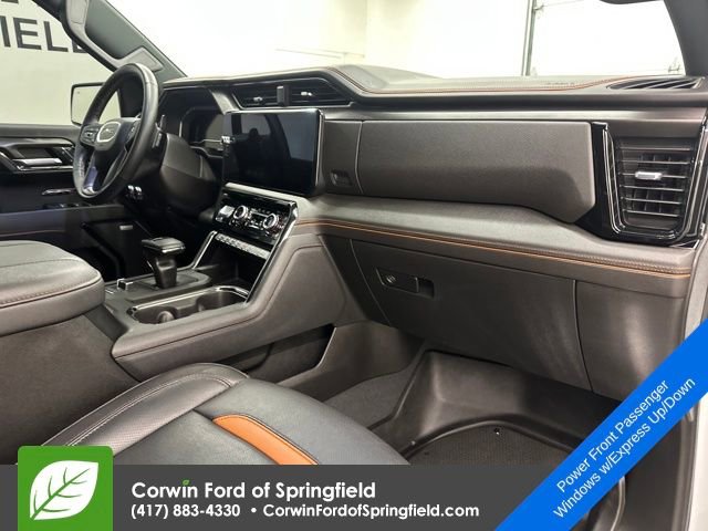 Used 2023 GMC Sierra 1500 AT4 w/ AT4 Premium Package image 11