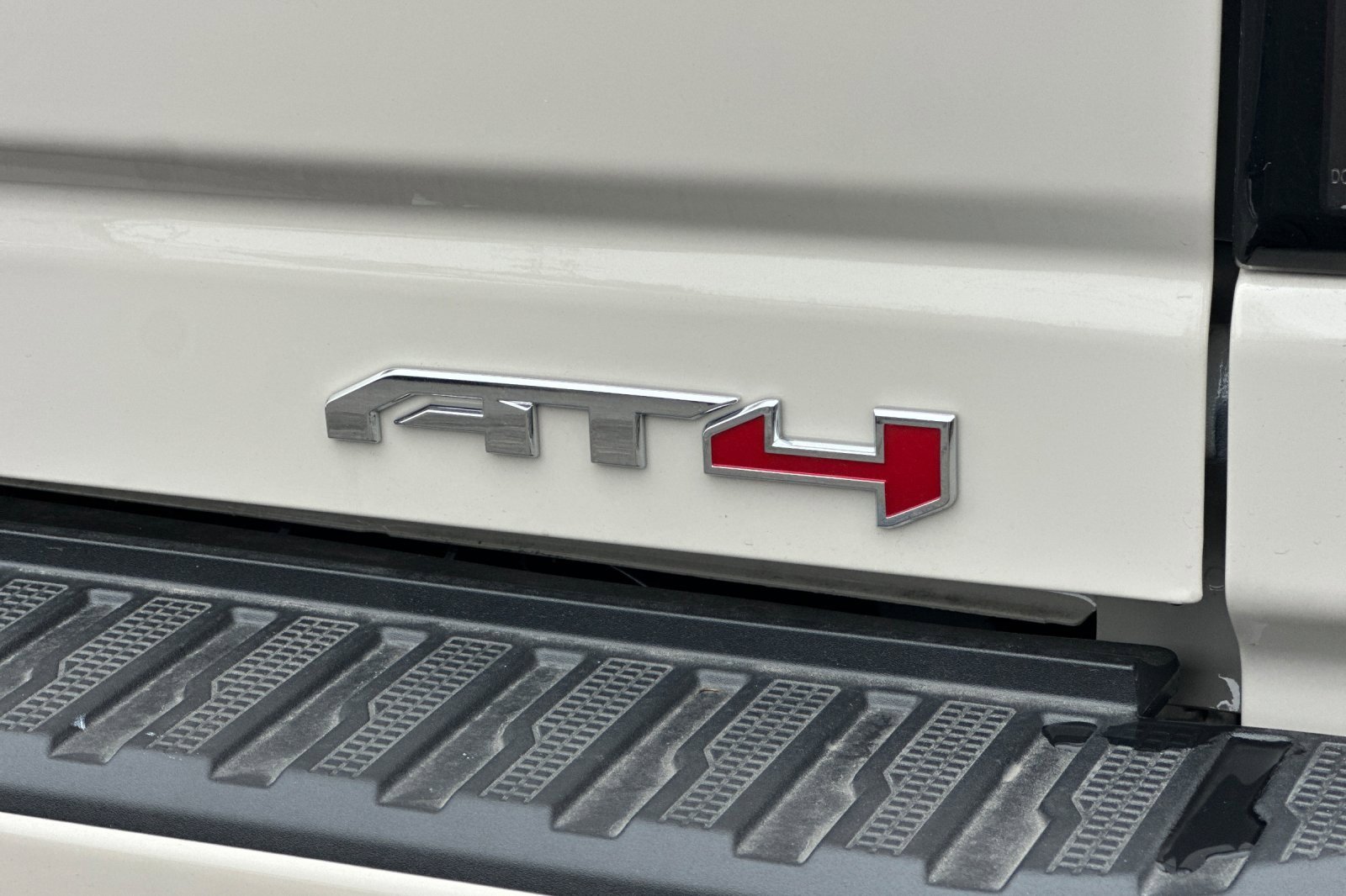 New 2026 GMC Sierra 2500 AT4 w/ AT4 Premium Plus Package image 32