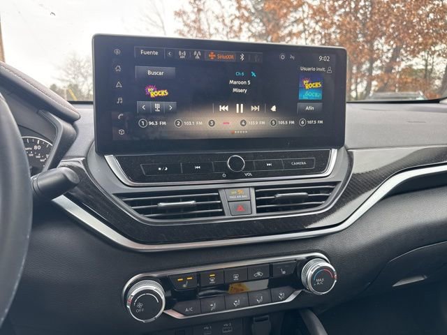 Used 2023 Nissan Altima 2.5 SR w/ SR Premium Package image 4