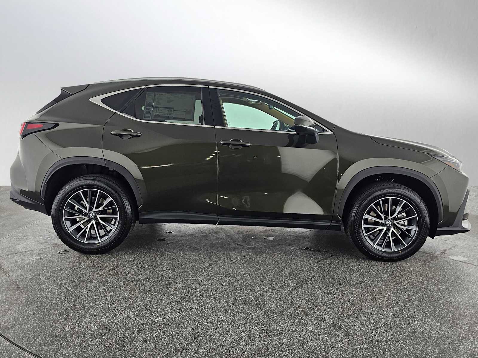 New 2026 Lexus NX 350 AWD image 2