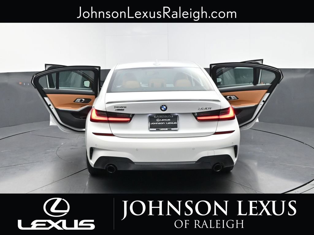 Used 2022 BMW 330i xDrive Sedan w/ M Sport Package AWD/4WD image 34