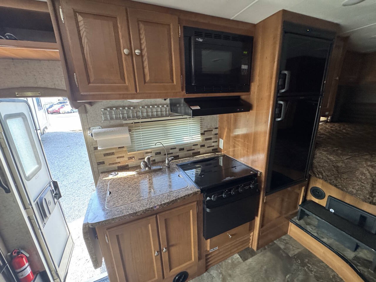 Used 2016 Ford E-450 and Econoline 450 Super Duty w/ Motorhome Prep Package RWD image 18