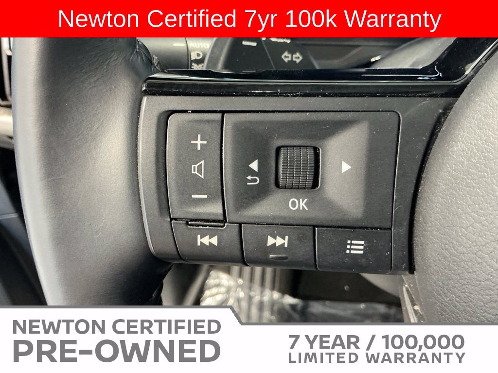 Used 2025 Nissan Pathfinder Platinum w/ Cargo Package FWD image 37