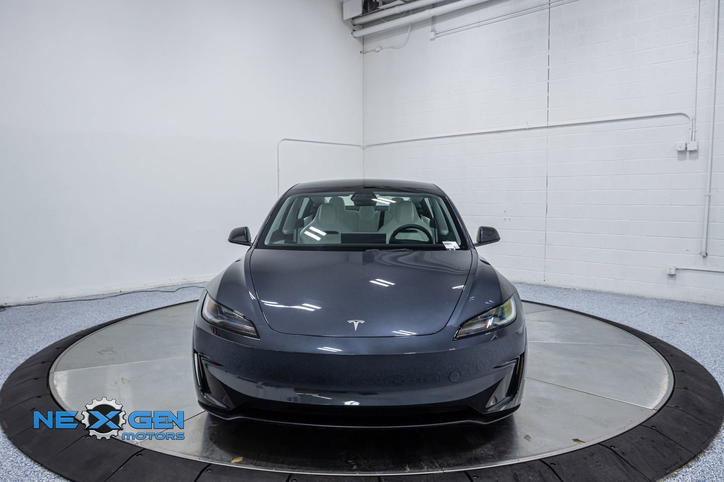 Used 2024 Tesla Model 3 Performance image 2