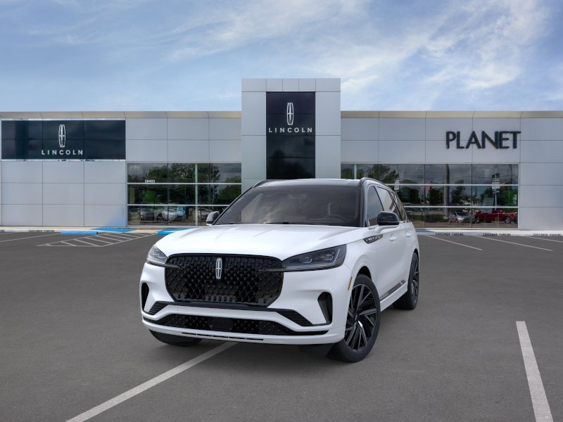 New 2026 Lincoln Aviator Black Label w/ Black Label Special Edition AWD/4WD image 2
