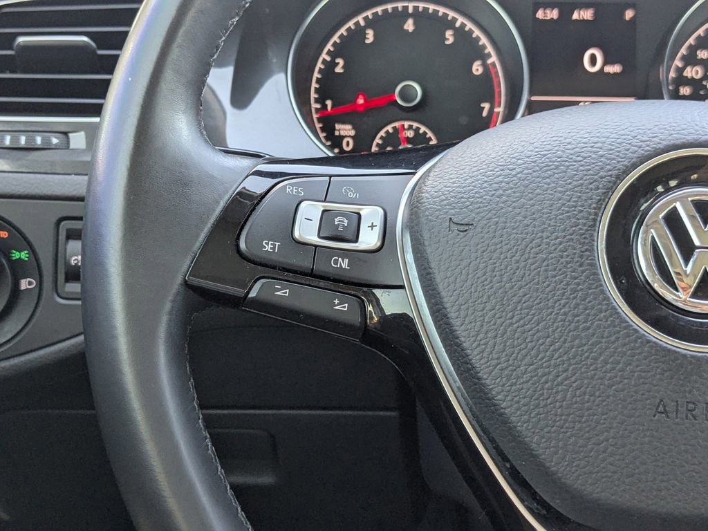 Used 2018 Volkswagen Golf Alltrack SEL image 24