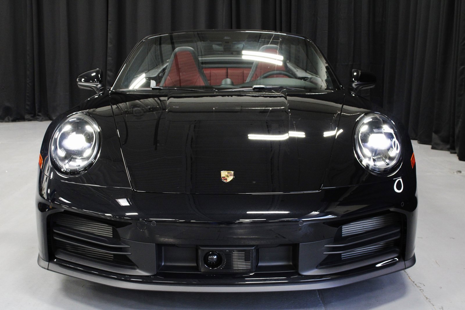 Certified 2025 Porsche 911 Carrera image 10