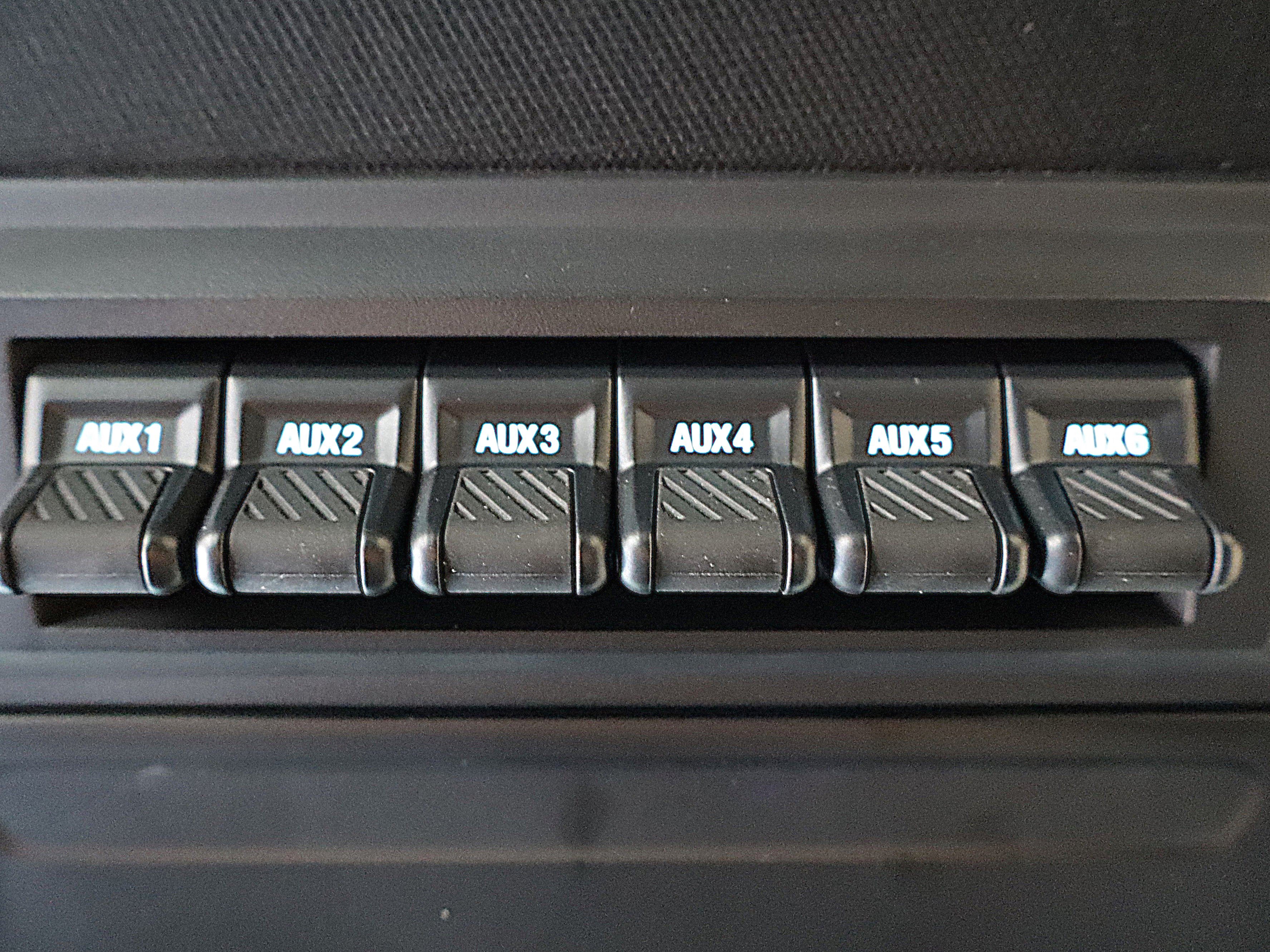 Used 2025 Ford Ranger Raptor AWD/4WD image 19