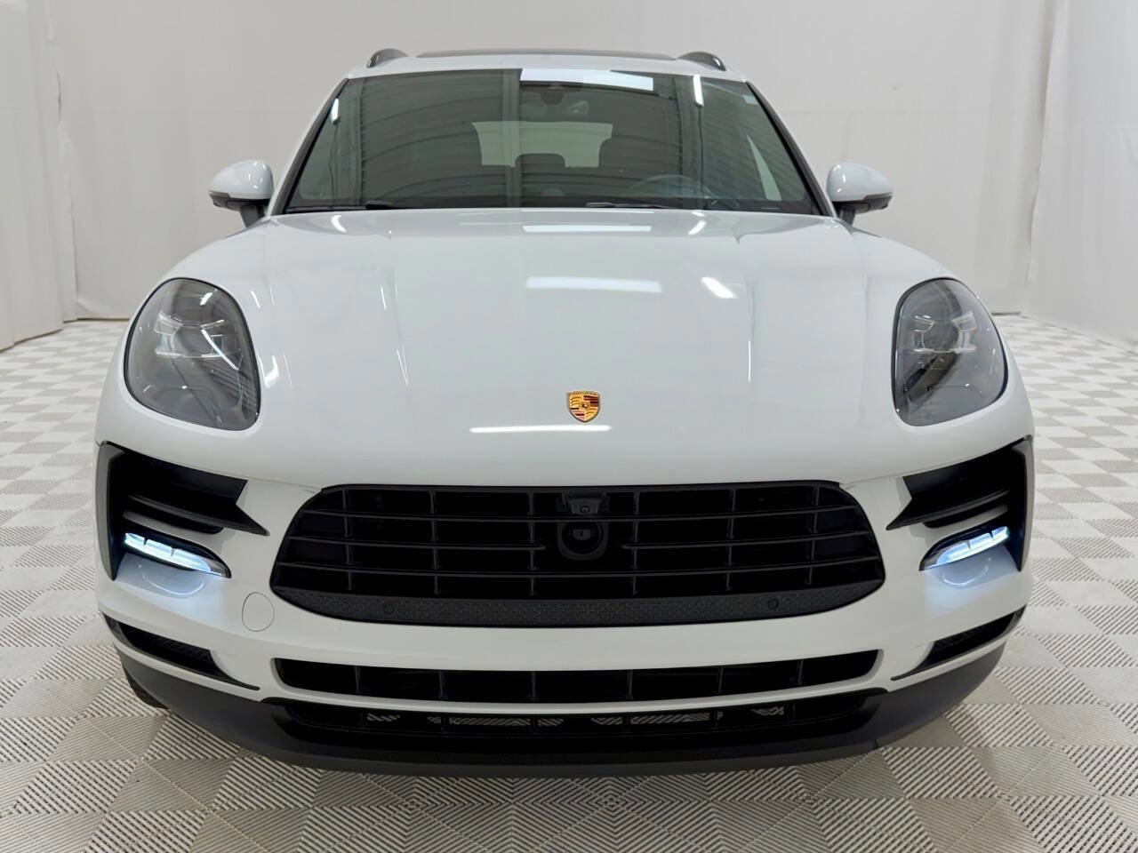 Used 2021 Porsche Macan image 4