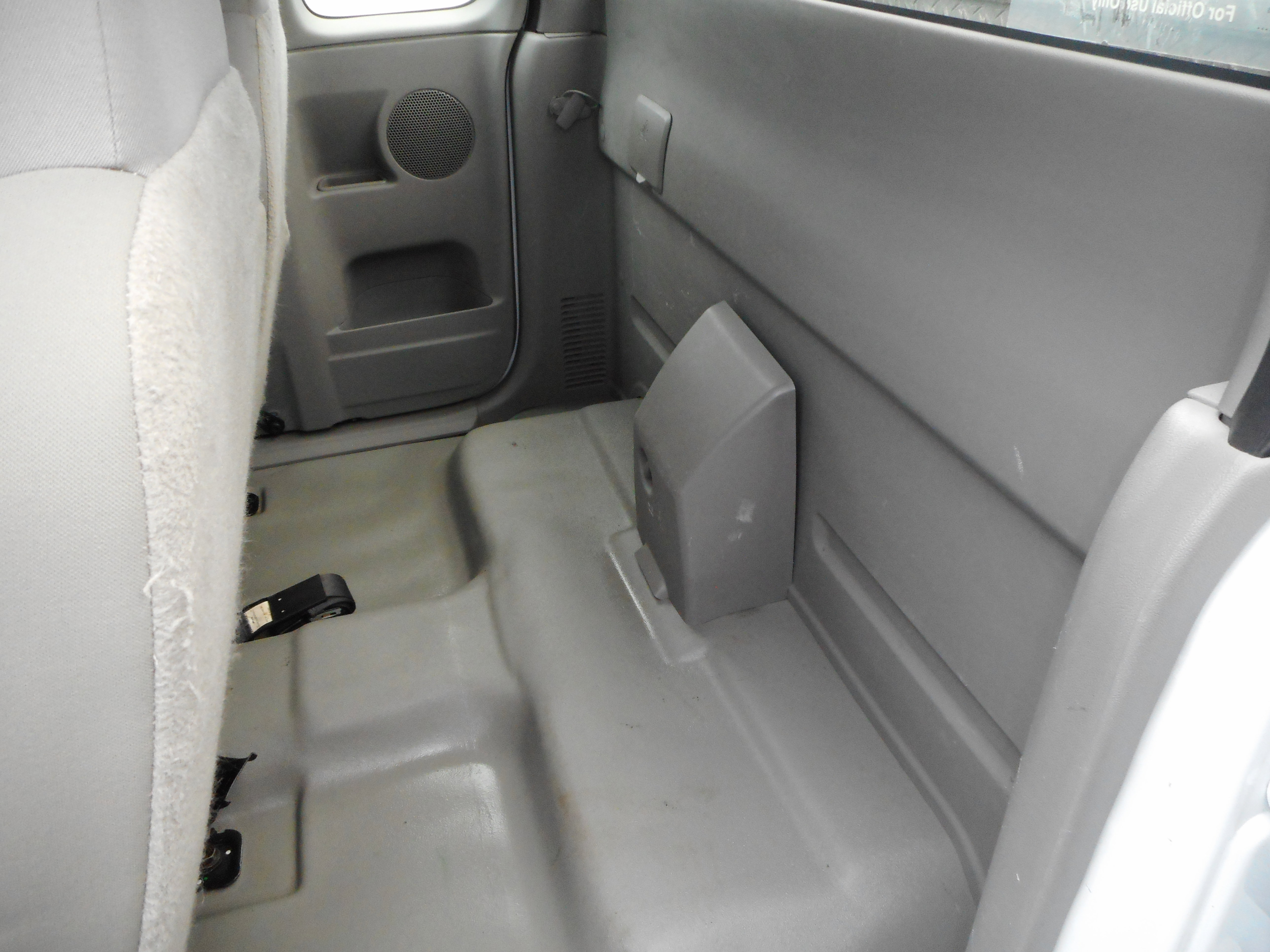Used 2004 Chevrolet Colorado LS image 16