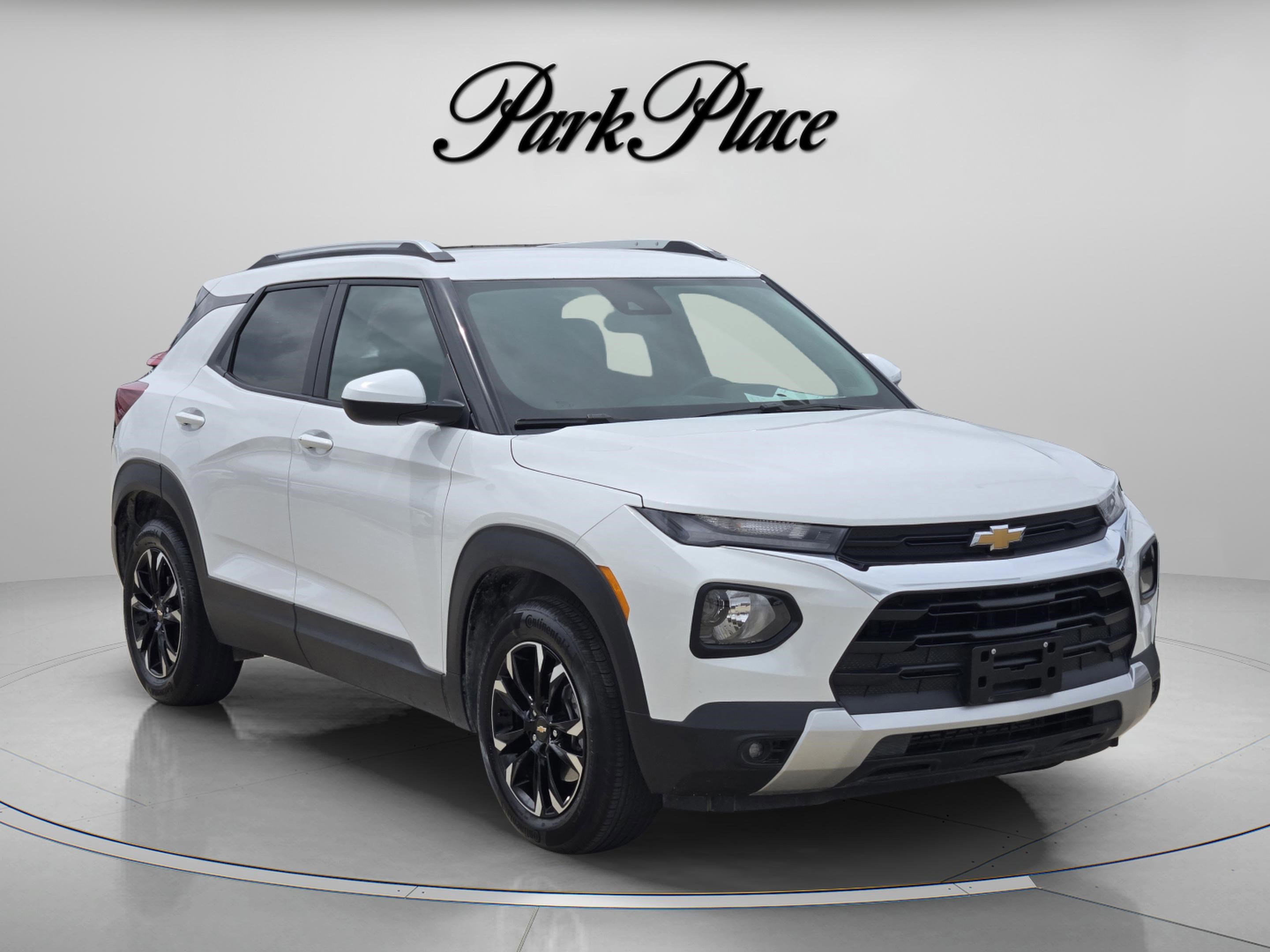 Used 2023 Chevrolet TrailBlazer LT FWD image 4
