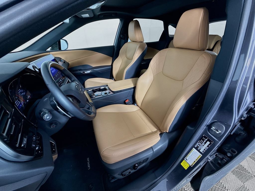 Certified 2025 Lexus RX 350 Premium w/ Accessory Package (Z1) FWD image 22