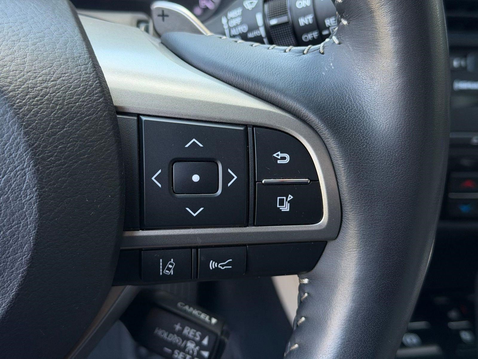 Used 2020 Lexus RX 350 AWD w/ Premium Package image 29