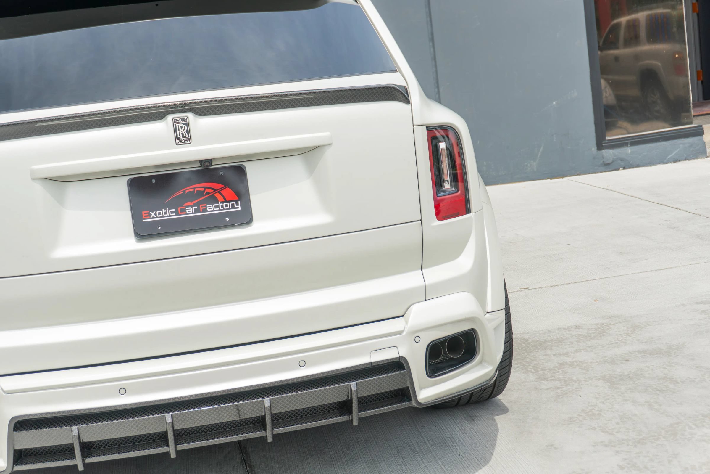 Used 2025 Rolls-Royce Cullinan AWD/4WD image 49