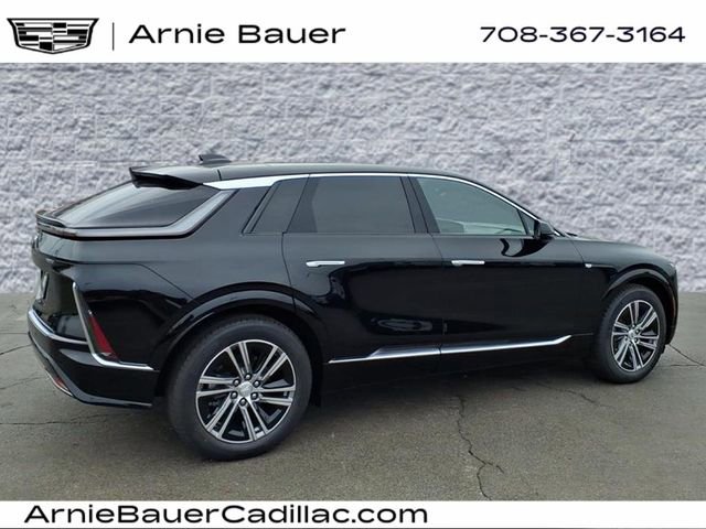 New 2026 Cadillac Lyriq Luxury w/ LPO, Floor Liner Package RWD image 6