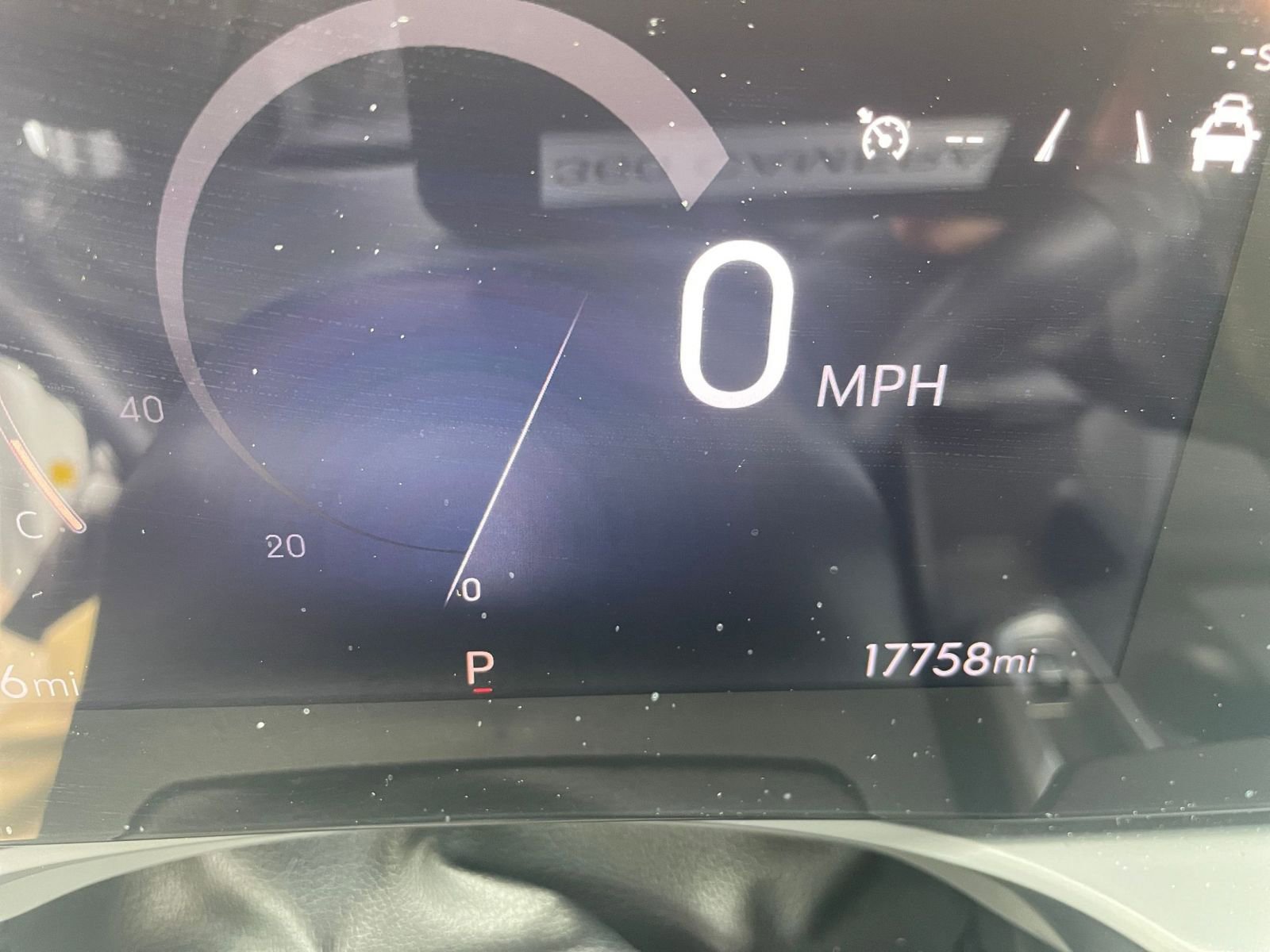 Used 2025 Buick Envista Preferred image 40