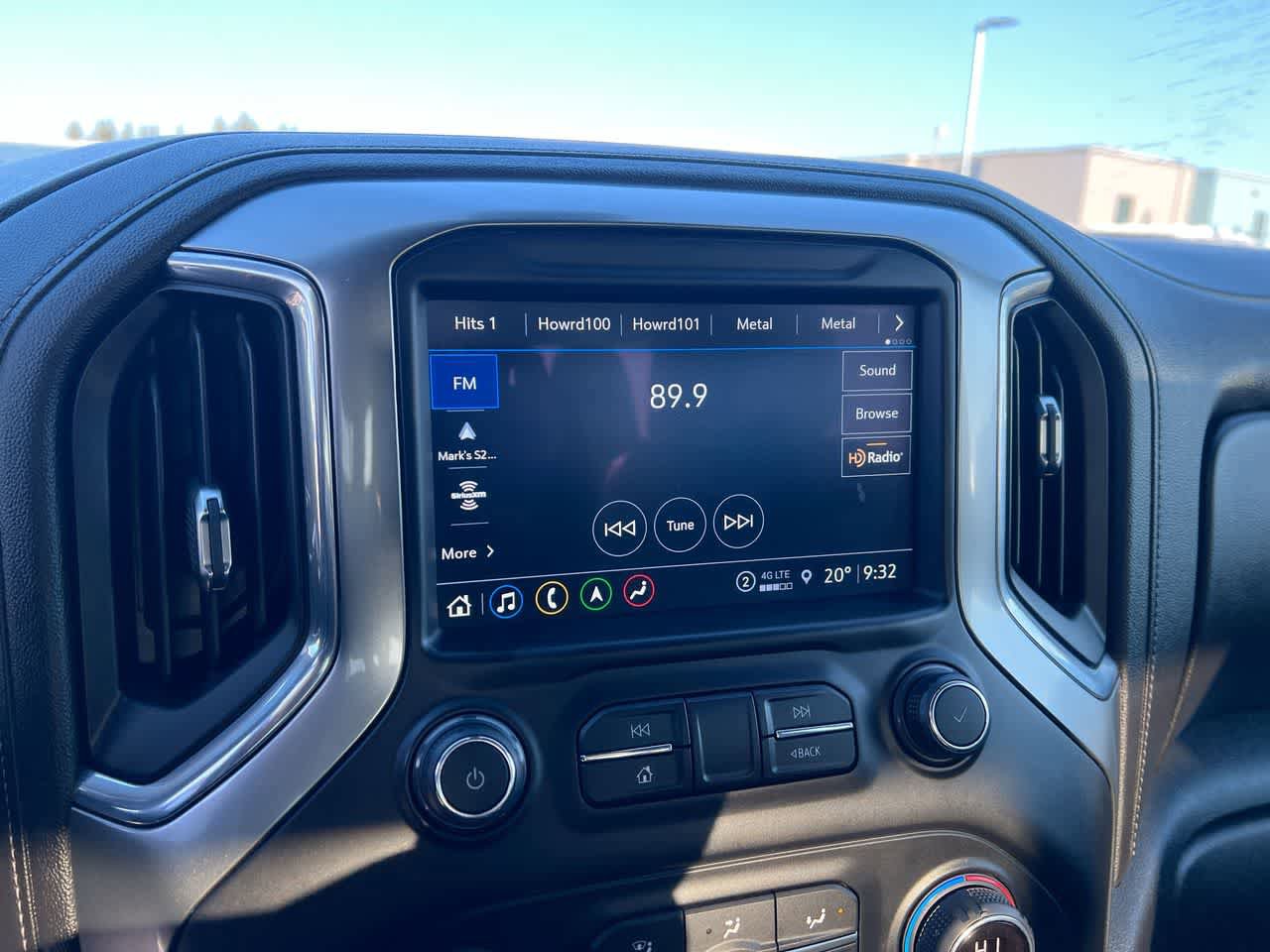 Used 2021 Chevrolet Silverado 1500 LTZ w/ Technology Package AWD/4WD image 16