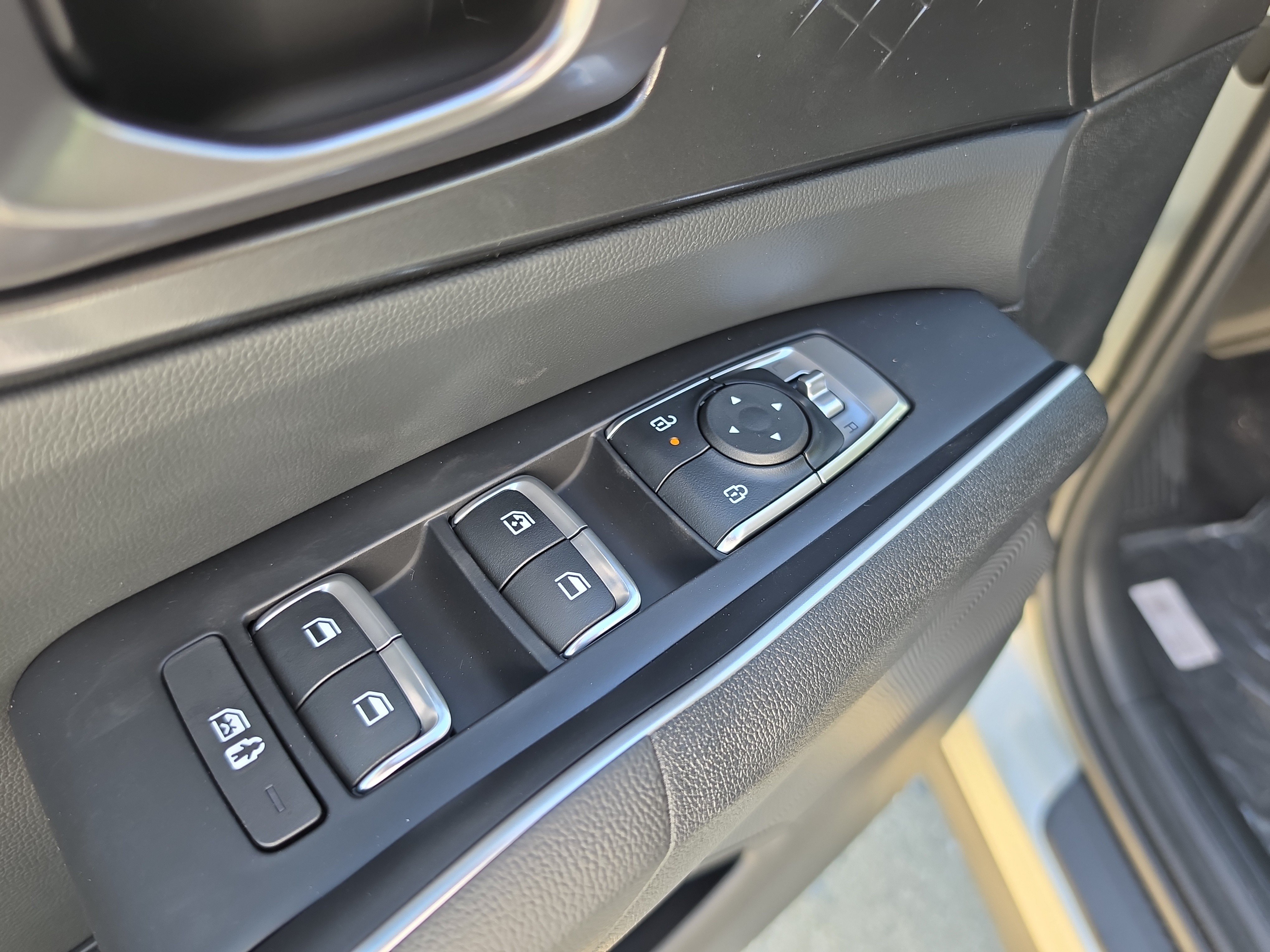 New 2026 Kia Sorento LX FWD image 19