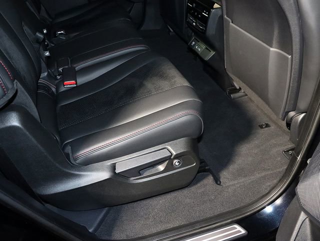 Used 2023 Acura MDX A-Spec image 33