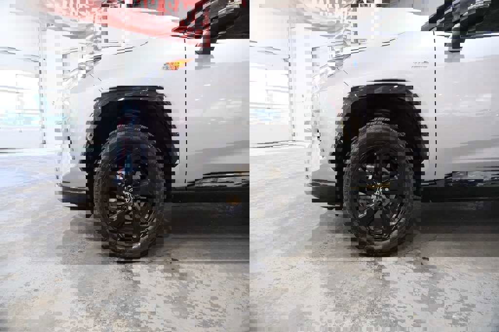 Used 2021 Toyota RAV4 XSE image 6