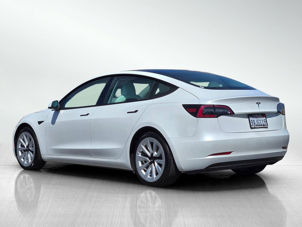 Used 2021 Tesla Model 3 Standard Range Plus RWD image 6