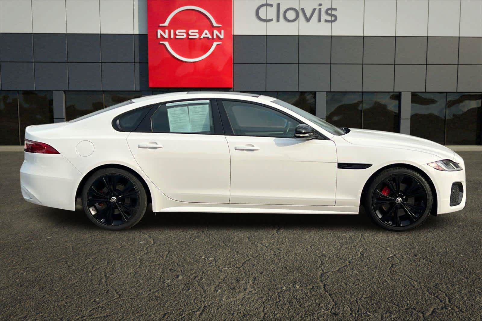 Used 2024 Jaguar XF R-Dynamic SE AWD/4WD image 8