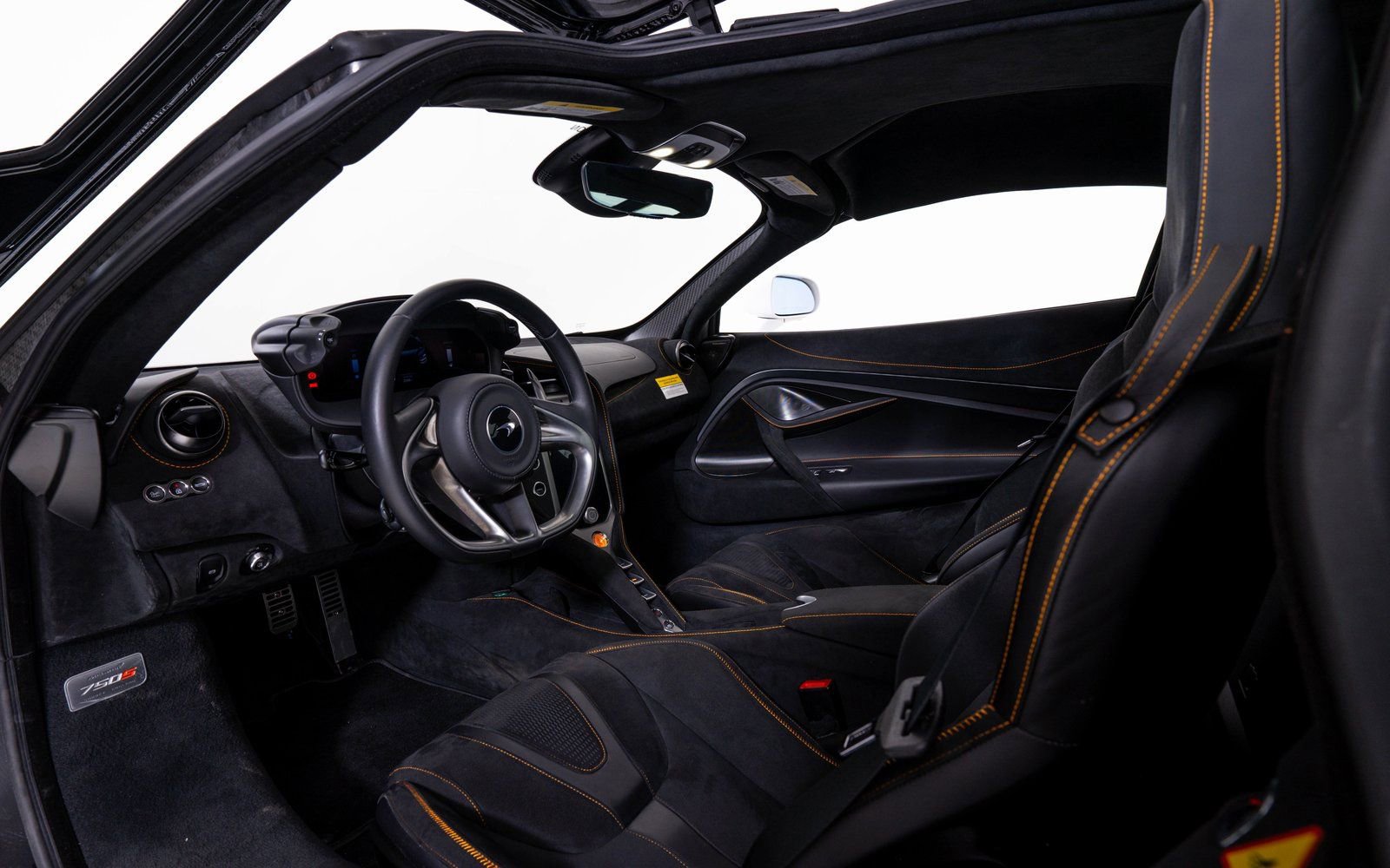 Used 2025 McLaren 750S image 16