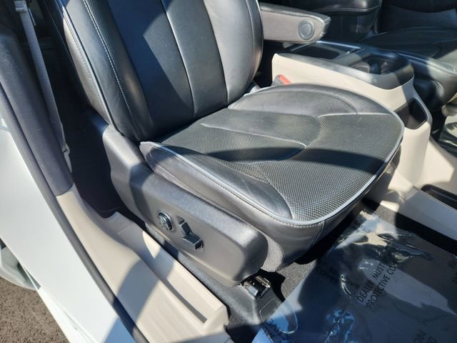 Used 2020 Chrysler Pacifica Limited image 24