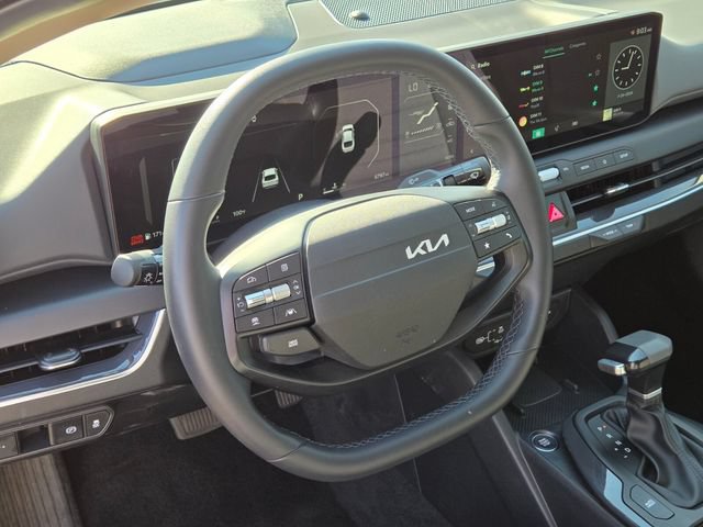 Certified 2025 Kia K4 GT-Line Turbo FWD image 18