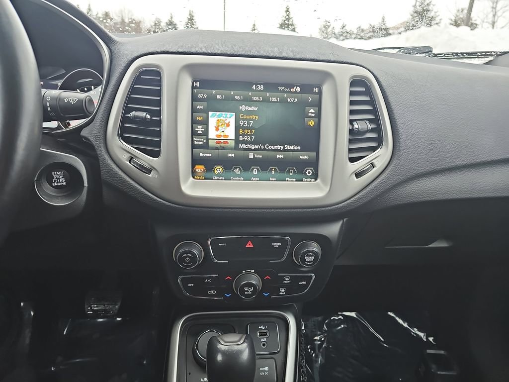 Used 2021 Jeep Compass 80th Special Edition image 20