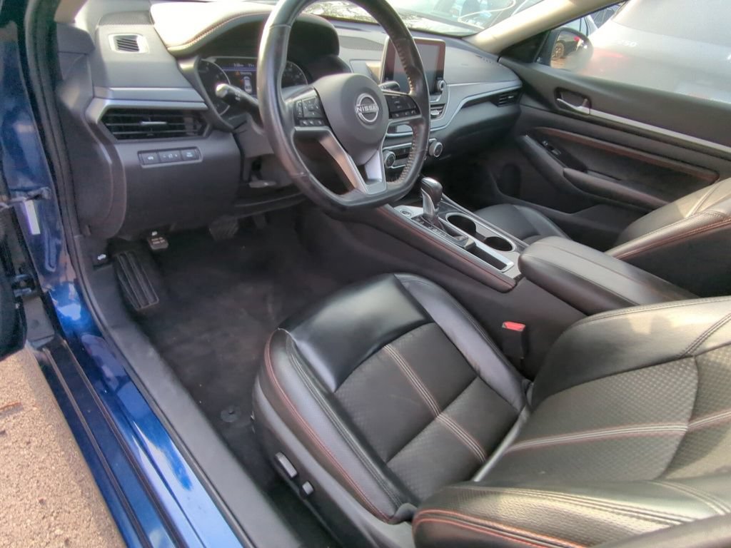Used 2023 Nissan Altima 2.5 SR FWD image 7