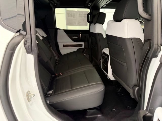 Used 2024 GMC Hummer EV 2X AWD/4WD image 23
