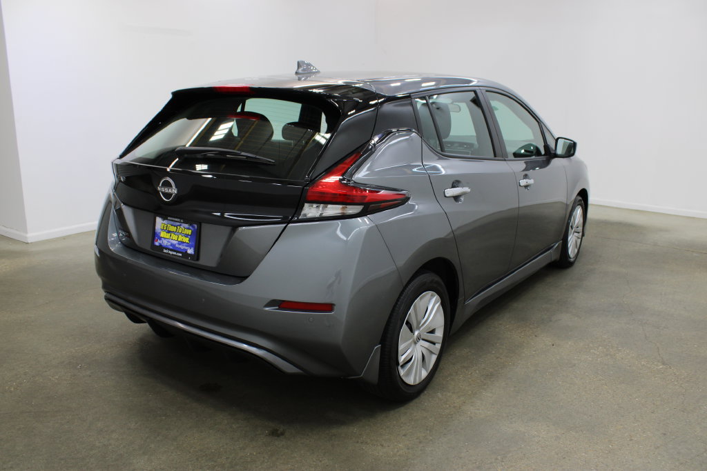 Used 2025 Nissan Leaf S FWD image 5