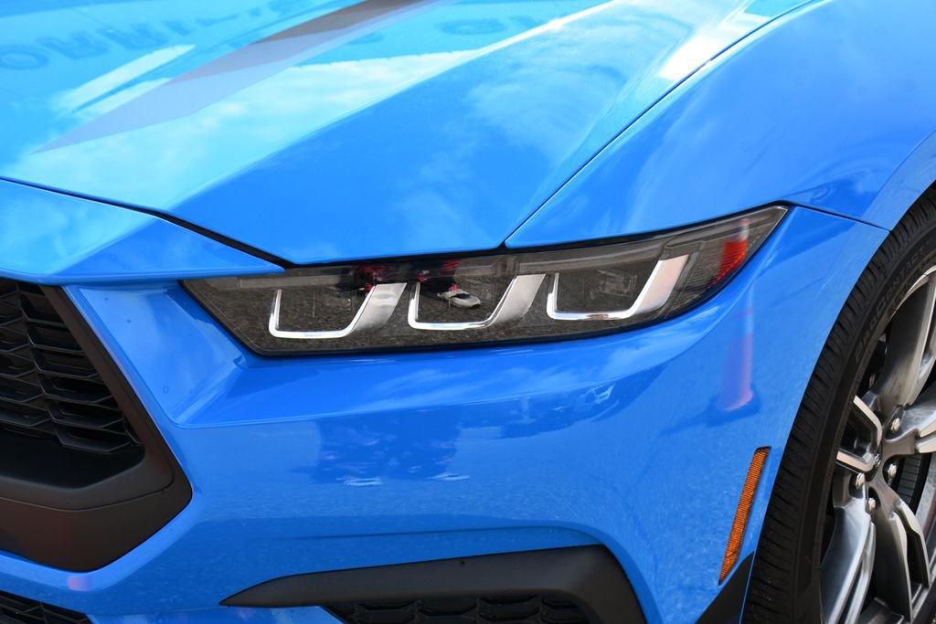 Used 2024 Ford Mustang Coupe image 37