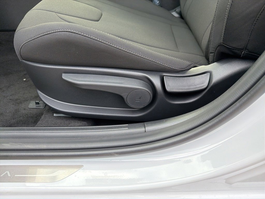 New 2026 Hyundai Elantra Sport image 13