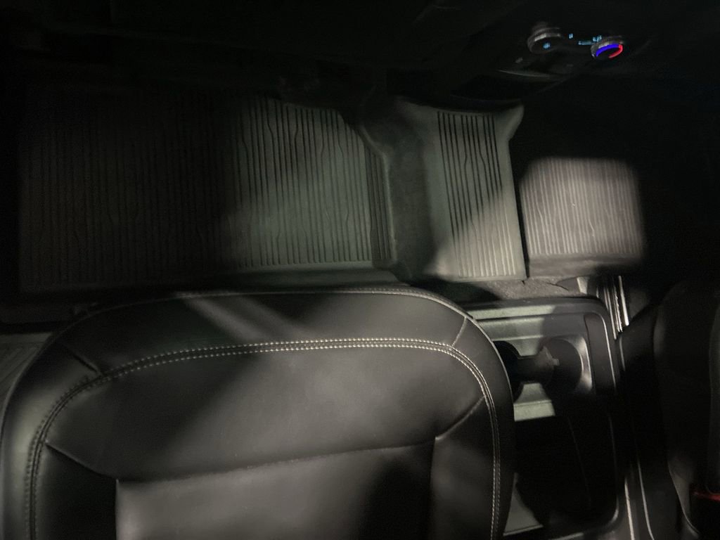 Used 2021 Ford Explorer XLT w/ Equipment Group 202A image 34