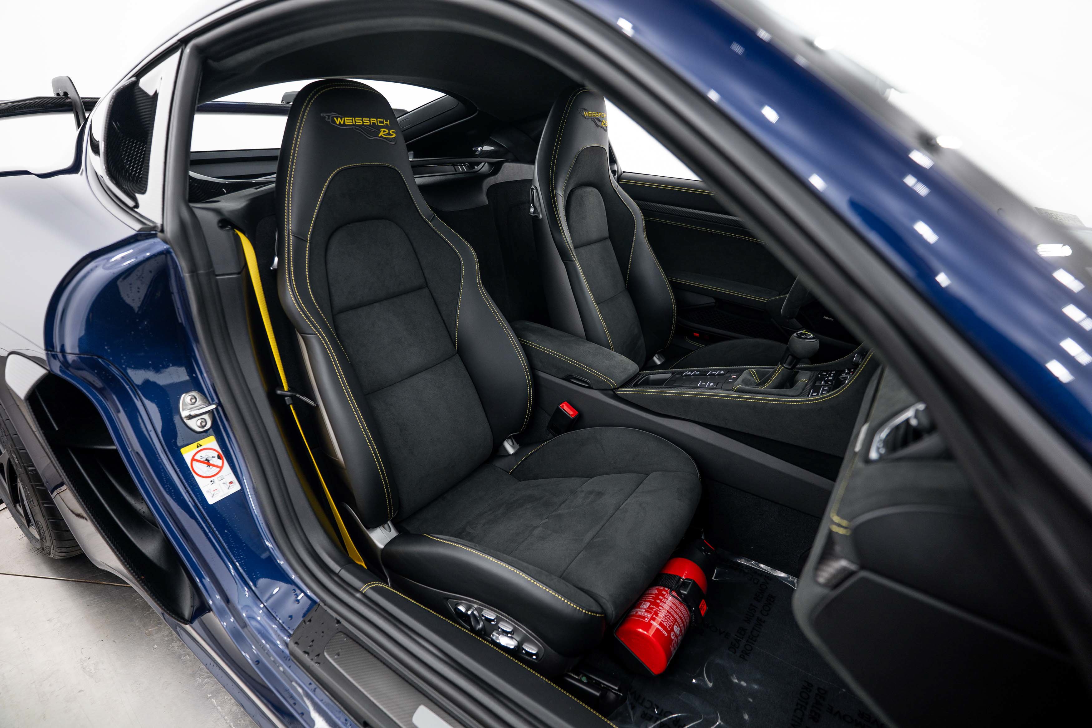 Certified 2025 Porsche 718 Cayman GT4 RS RWD image 14