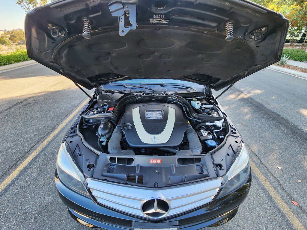 Used 2011 Mercedes-Benz C 300 Sedan image 13