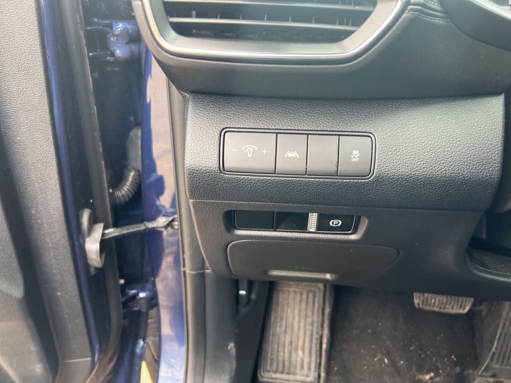 Used 2021 Hyundai Santa Fe SEL w/ Cargo Package image 15