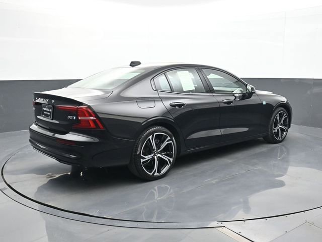 Used 2024 Volvo S60 B5 Core image 21