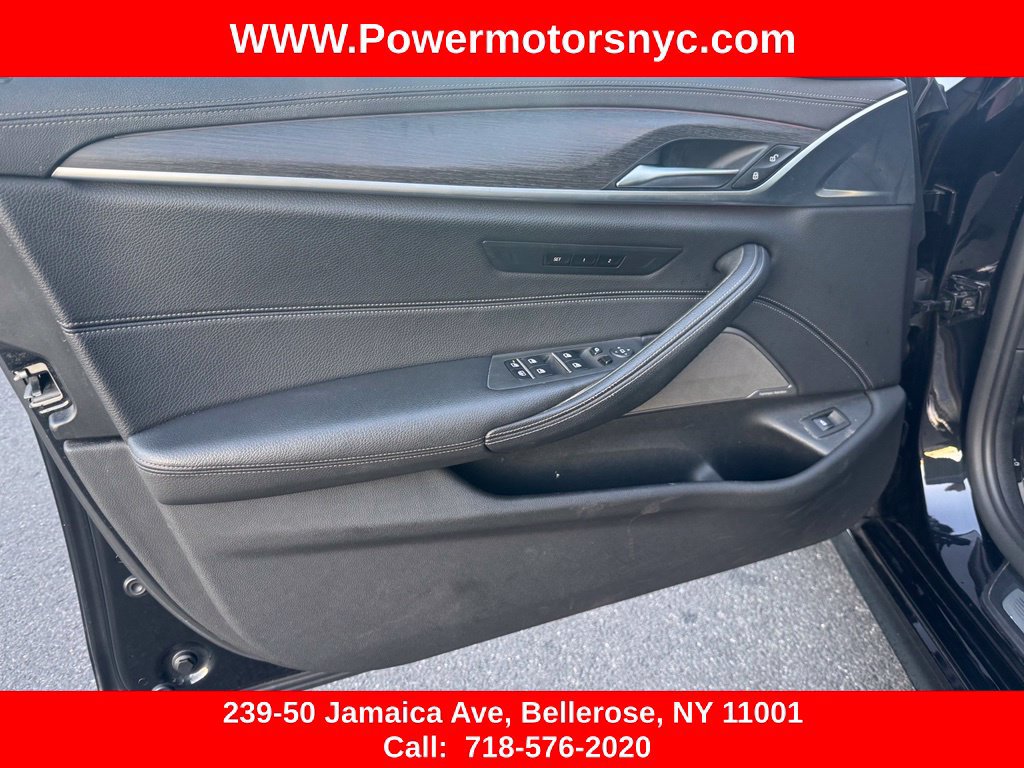 Used 2022 BMW M550i xDrive w/ Executive Package AWD/4WD image 30
