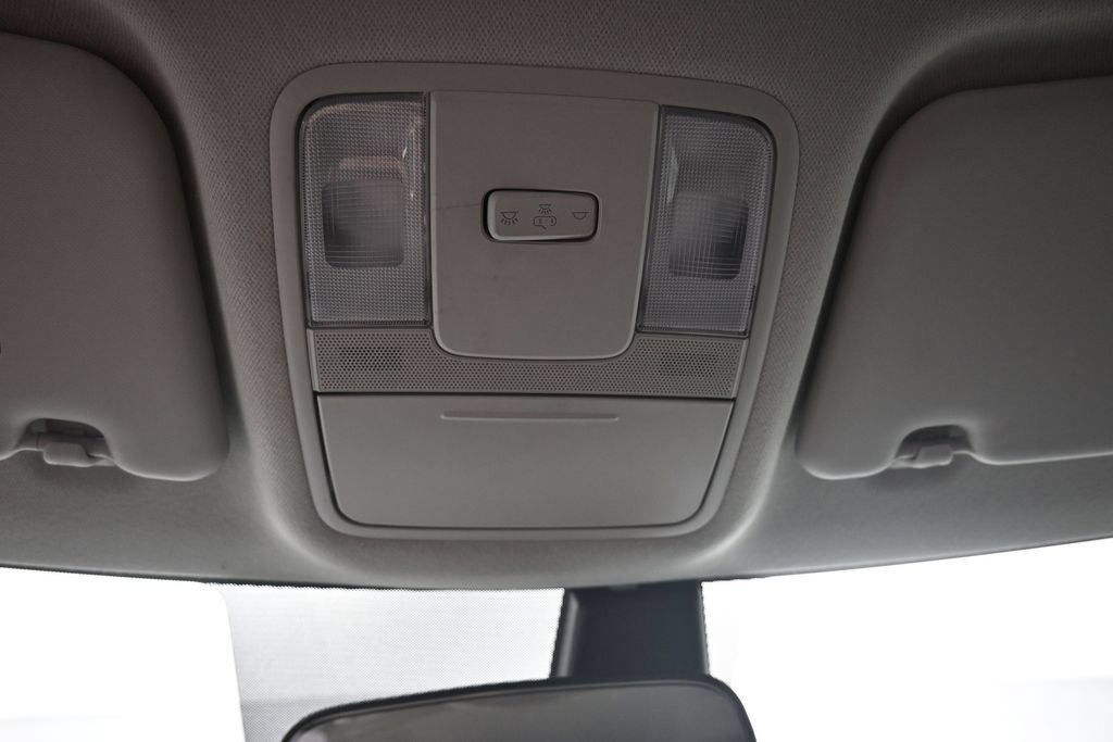Used 2025 Kia Soul LX w/ LX Technology Package FWD image 15