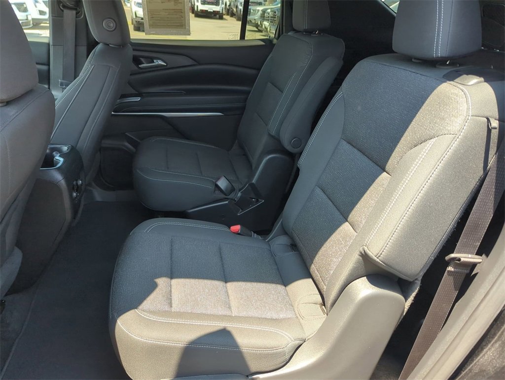 Certified 2025 Chevrolet Traverse LT image 25